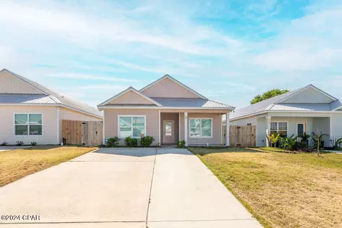 107 Eagle Trace Ct, Panama City Beach, FL 32413