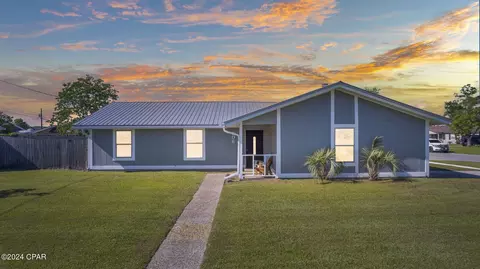 706 Amy St, Lynn Haven, FL 32444