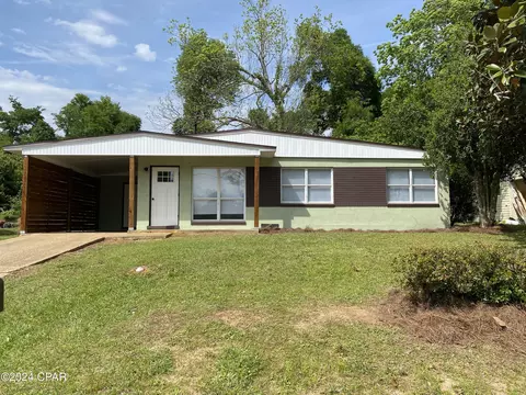 3046 N Noland St, Marianna, FL 32446