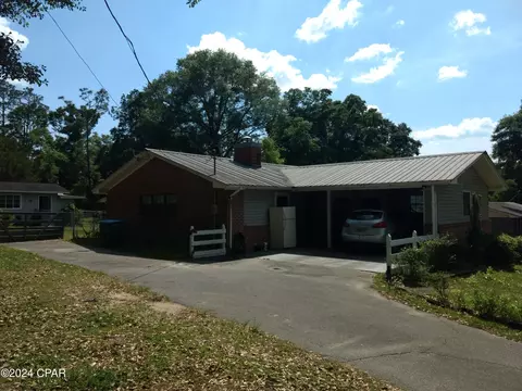 2430 Brooks Dr, Bonifay, FL 32425