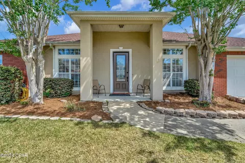 3727 Bay Tree Rd, Lynn Haven, FL 32444