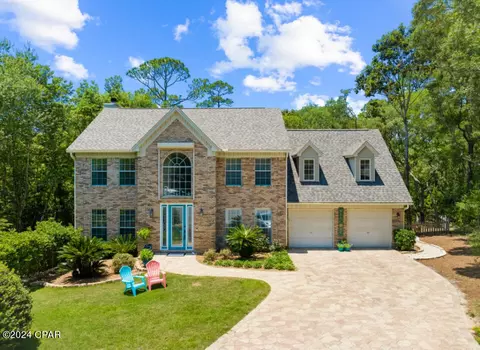1694 Bretton Cv, Niceville, FL 32578