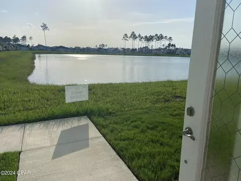 8674 Weekend Dr, Panama City Beach, FL 32413