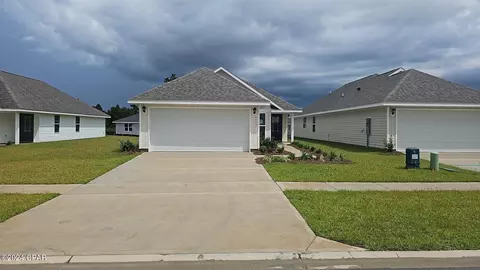 6612 Kettles St, Panama City, FL 32404