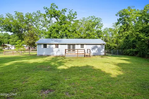 570 7th St, Chipley, FL 32428 photo 28