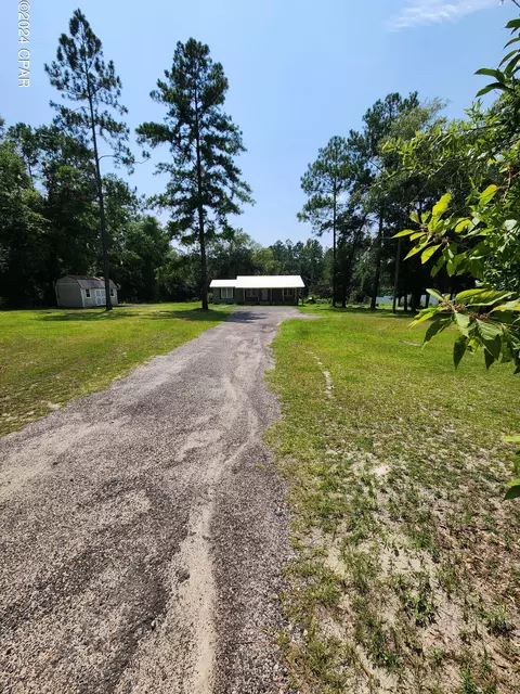 15105 Bo St, Hosford, FL 32334