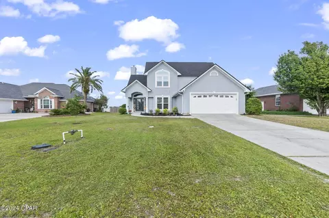 3311 Country Club Dr, Lynn Haven, FL 32444