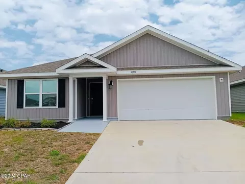 4004 Silver Spur Rd, Panama City, FL 32404