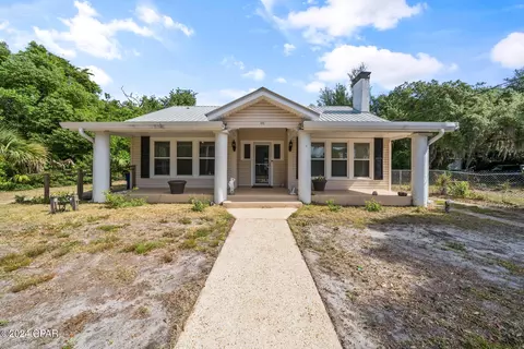 545 E 4th St, Panama City, FL 32401