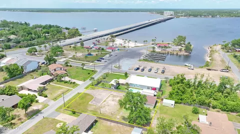 307 Michigan Ave, Lynn Haven, FL 32444