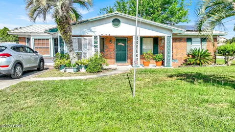 2805 Airport Rd, Panama City, FL 32405