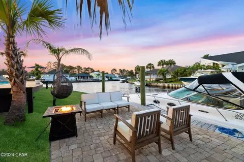 1520 Trout Ln, Panama City Beach, FL 32408