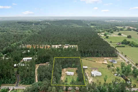 1241 Mayhaw Ln, Chipley, FL 32428
