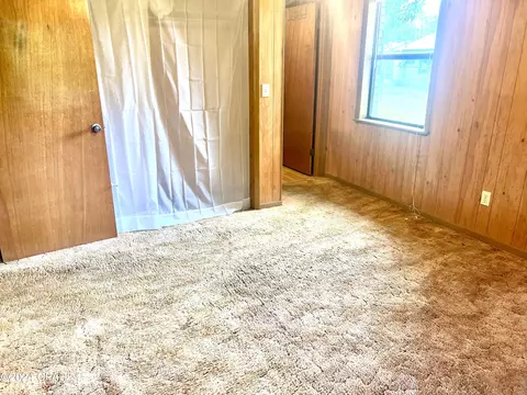 467 1st St, Chipley, FL 32428 photo 6