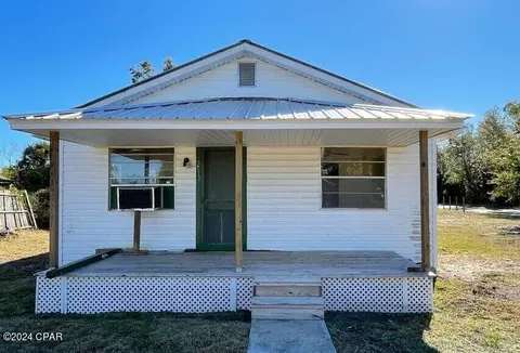 2511 W 18th St, Panama City, FL 32405