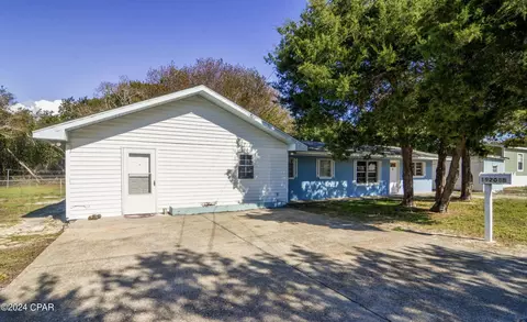19208 Alta Vista Dr, Panama City Beach, FL 32413