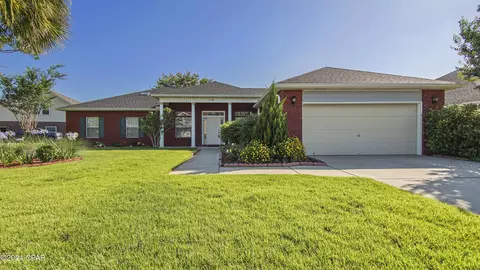 119 Cottonwood Cir, Lynn Haven, FL 32444