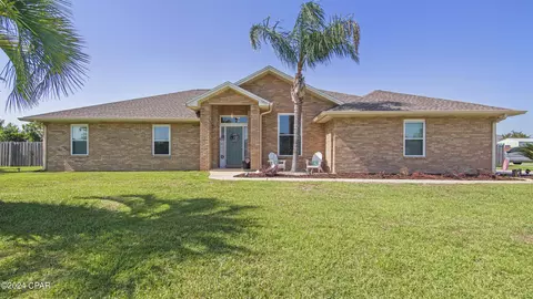 1200 Dundee Ln, Lynn Haven, FL 32444