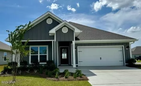 4897 Sweetspire Dr, Panama City, FL 32404