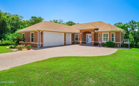 147 Summer Breeze Rd, Panama City Beach, FL 32413