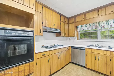 Kitchen - 893 8th St, Chipley, FL 32428 photo 2 of 3