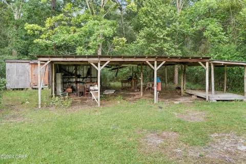 Exterior - 893 8th St, Chipley, FL 32428 photo 4 of 4