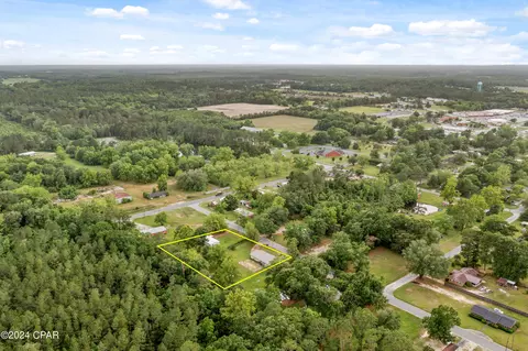 View/Area - 893 8th St, Chipley, FL 32428 photo 1 of 1