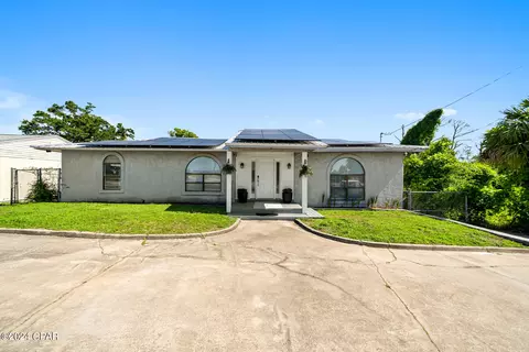 911 E 7th St, Panama City, FL 32401