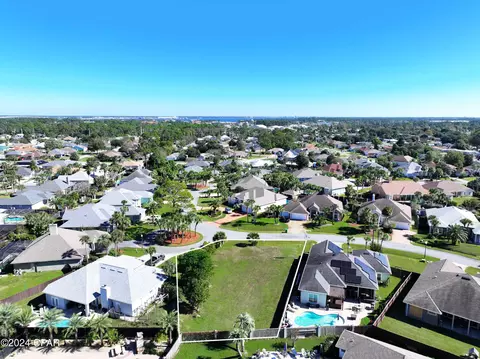 107 Grove Isle Blvd, Panama City Beach, FL 32408