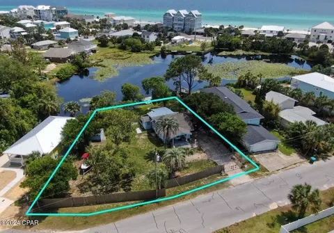 126 Christmas Tree Ln, Panama City Beach, FL 32413