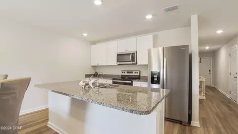4135 Gulliver Dr, Chipley, FL 32428 photo 4