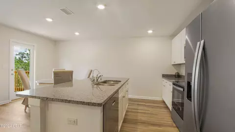 4135 Gulliver Dr, Chipley, FL 32428 photo 5