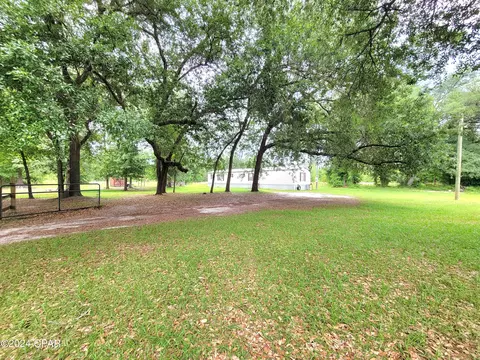 2240 Wester Rd, Grand Ridge, FL 32442