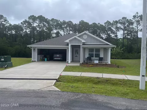 155 Cades Ct, Port St Joe, FL 32456