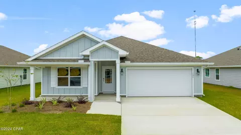 186 Cades Ct, Port St Joe, FL 32456