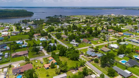 000 E 7th St, Lynn Haven, FL 32444 photo 7