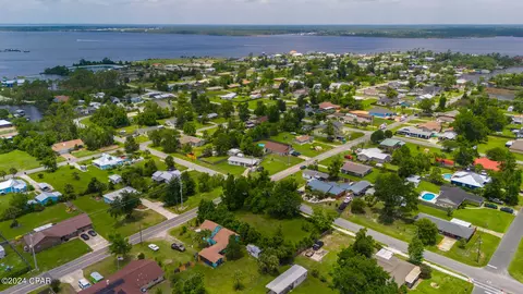 000 E 7th St, Lynn Haven, FL 32444 photo 8