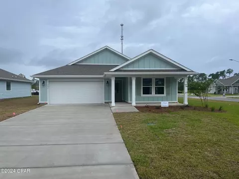166 Cades Ct, Port St Joe, FL 32456