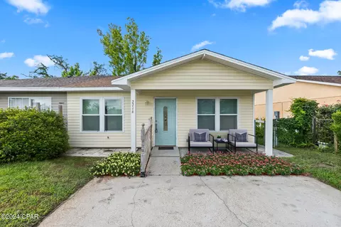 2716 Oak Hammock Dr, Panama City, FL 32401