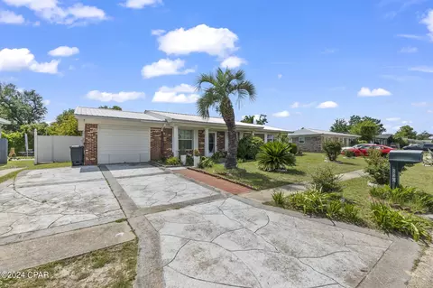 226 S Charlene Dr, Panama City, FL 32404