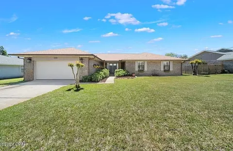 3181 Wood Valley Rd, Panama City, FL 32405