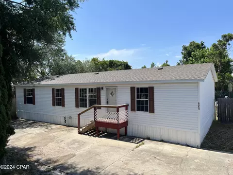6454 Summer Oak Dr, Panama City Beach, FL 32408