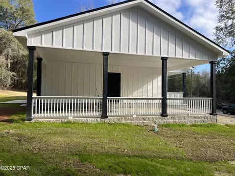 1364 Watts Ave, Chipley, FL 32428 photo 8