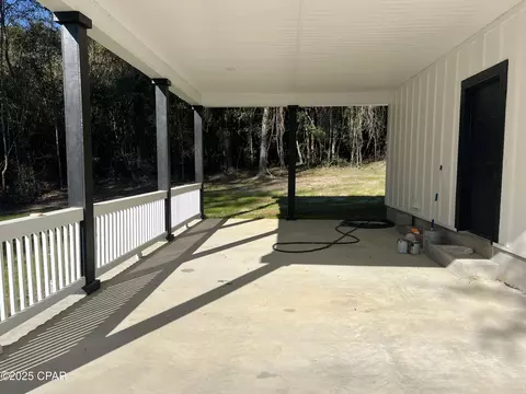 1364 Watts Ave, Chipley, FL 32428 photo 3