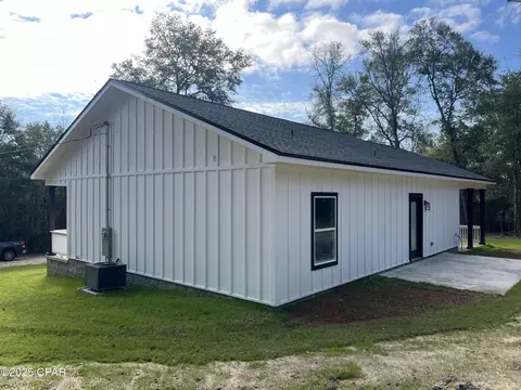 1364 Watts Ave, Chipley, FL 32428 photo 10