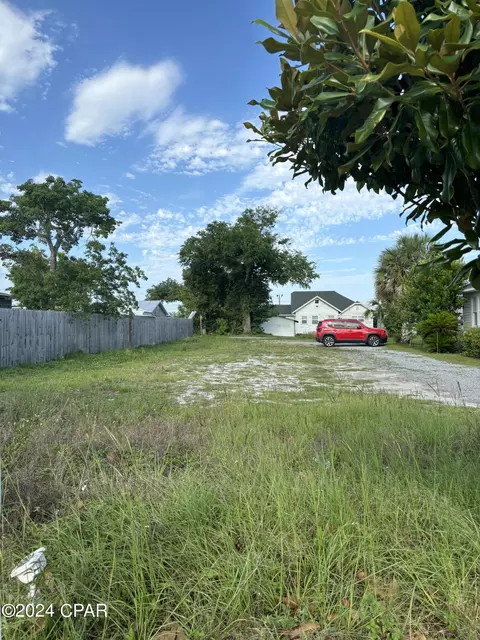 1034 Jenks Ave, Panama City, FL 32401