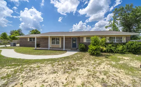 7019 Yellow Bluff Rd, Panama City, FL 32404