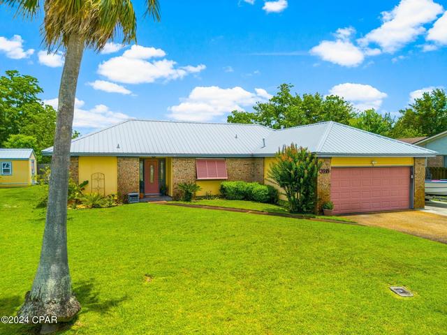 3918 Milano Rd, Panama City, FL 32405