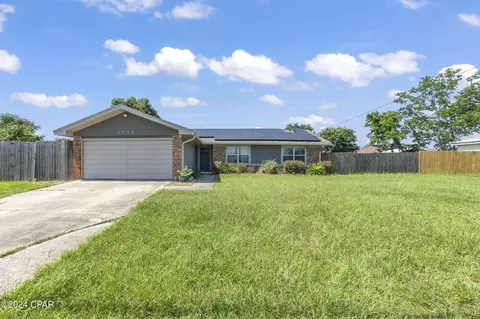 1012 Venetian Way, Panama City, FL 32405
