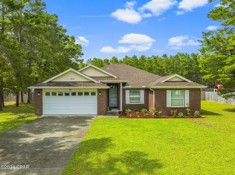 1910 Oakcrest Ln, Panama City, FL 32409